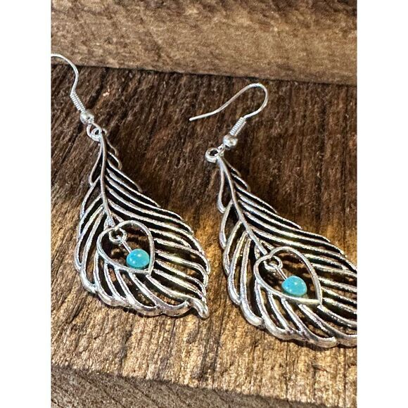 Boho Vintage Chic Southwestern Feather Dangle Wire Earrings, Silver Plated, Gif - Picture 7 of 10